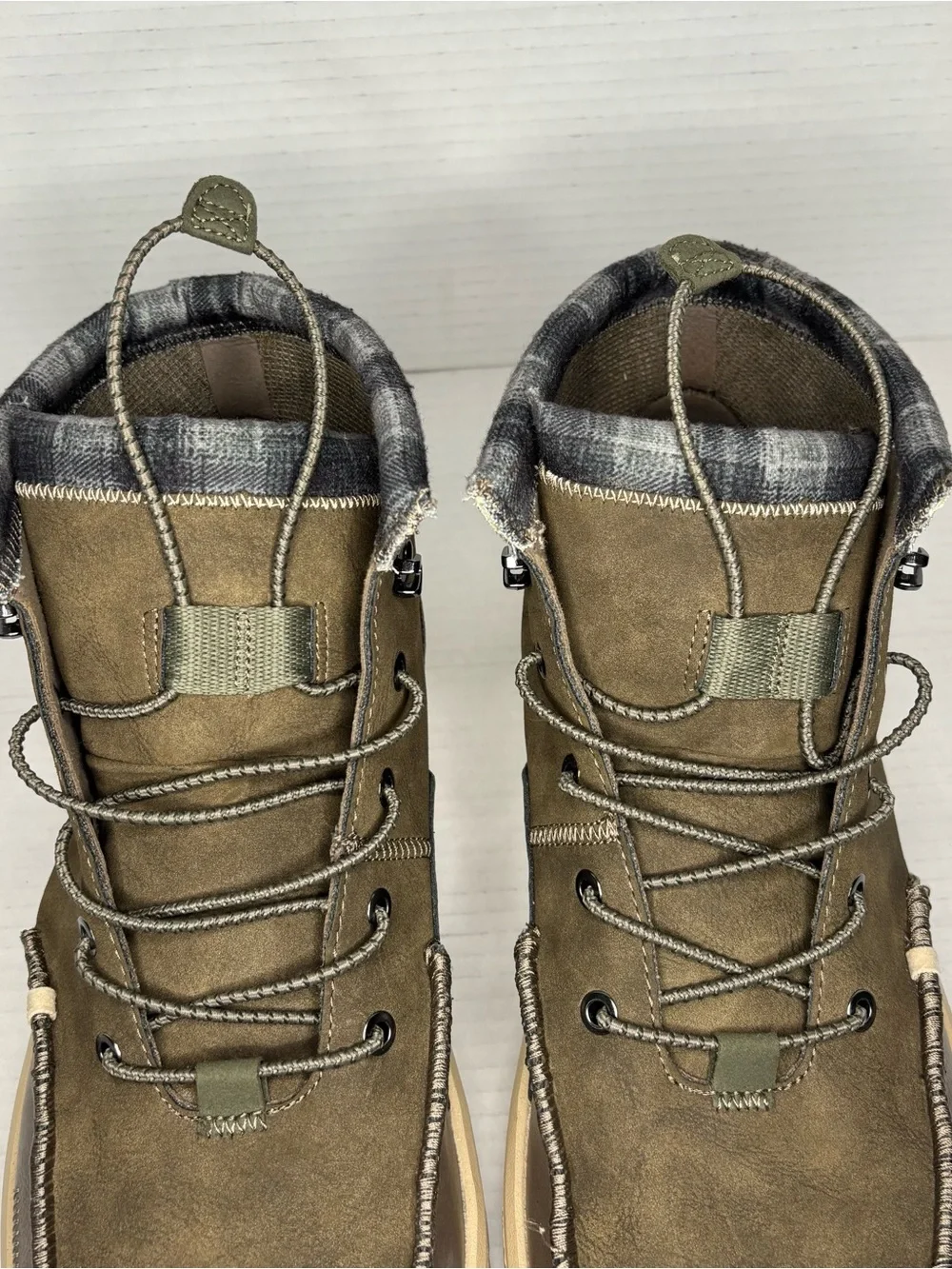 Hey Dude Bradley Classic Walnut Brown Plaid Lined Chukka Boots Mens 13 42067-267
